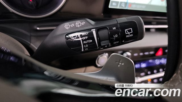 Kia Canival 2023 — photo 18
