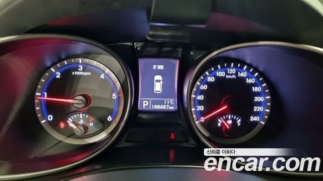 Hyundai Santafe 2015 — photo 8