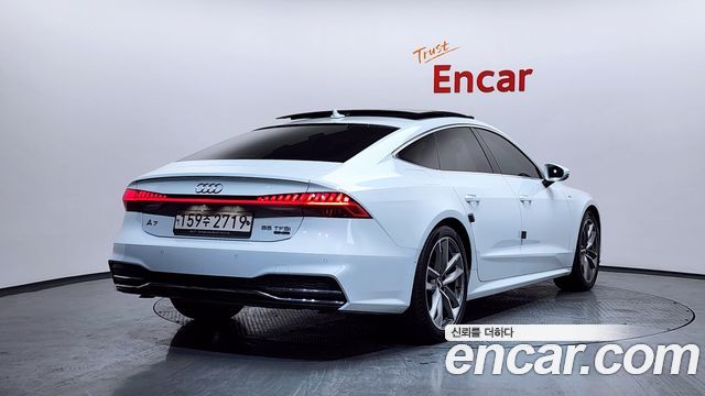 Audi A7 2020 — photo 2