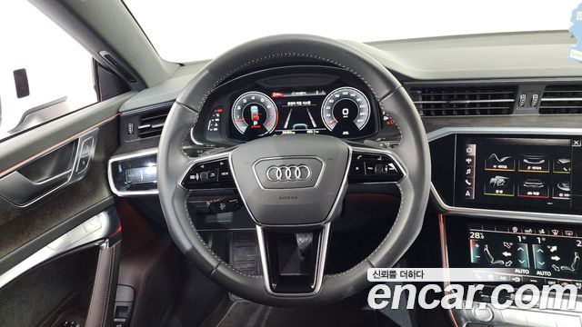 Audi A7 2020 — photo 13