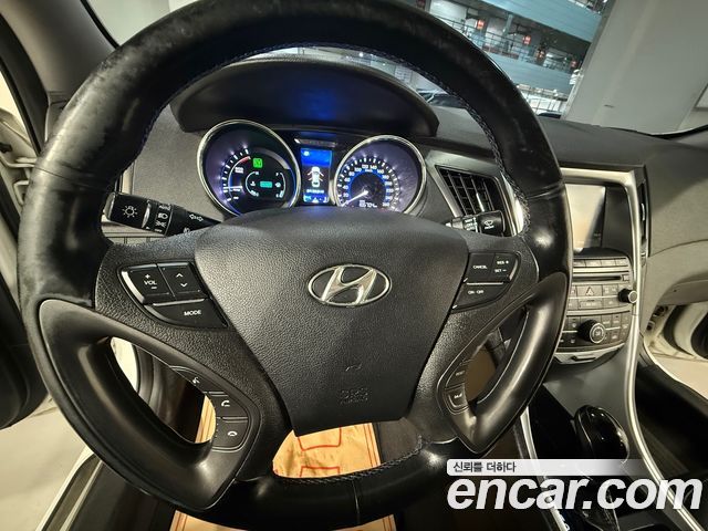 Hyundai Sonata 2014 — photo 9