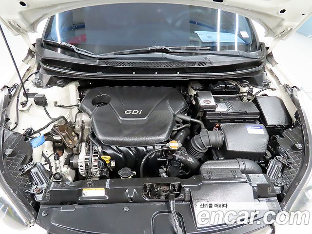 Hyundai AVANTE 2011 — photo 5