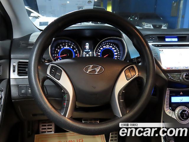 Hyundai AVANTE 2011 — photo 15