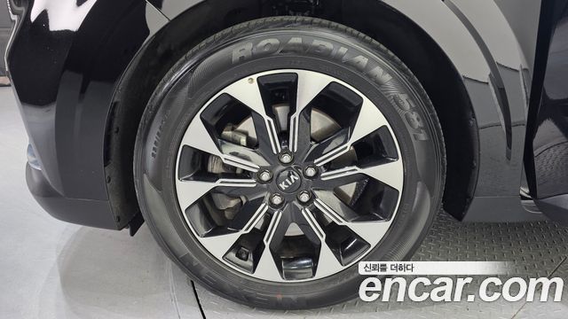 Kia Canival 2021 — photo 5