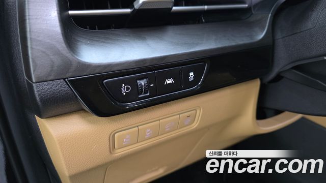 Kia Canival 2021 — photo 13