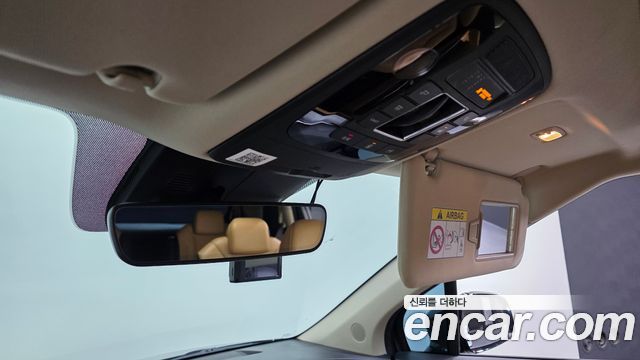 Kia Canival 2021 — photo 15