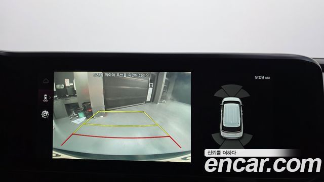 Kia Canival 2021 — photo 17