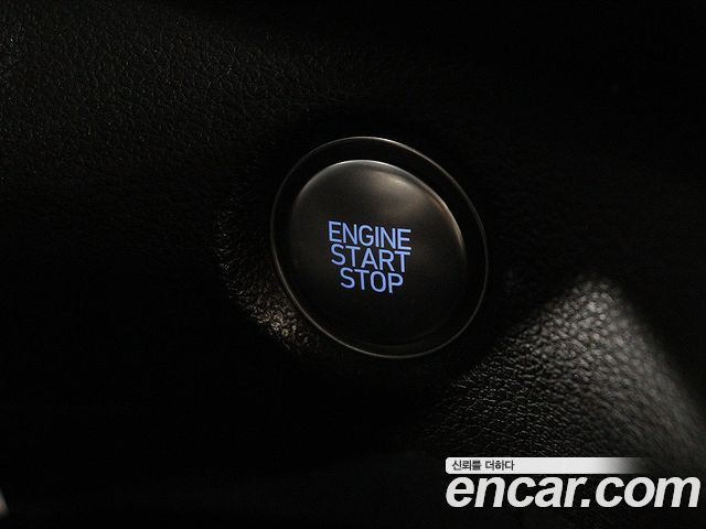 Hyundai Santafe 2021 — photo 11
