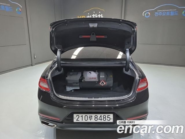 Hyundai Grandeur 2018 — photo 13