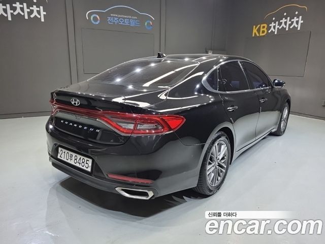 Hyundai Grandeur 2018 — photo 16
