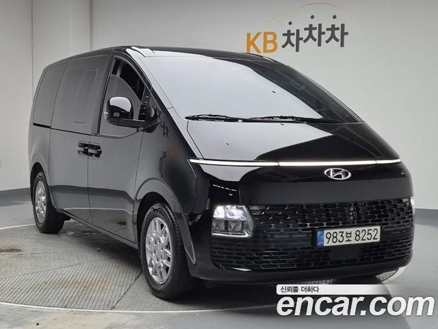 Hyundai Staria 2022 — photo 4