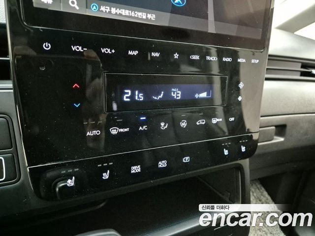 Hyundai Staria 2022 — photo 16