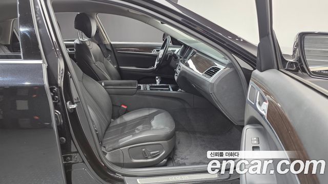 Genesis G80 2018 — photo 10
