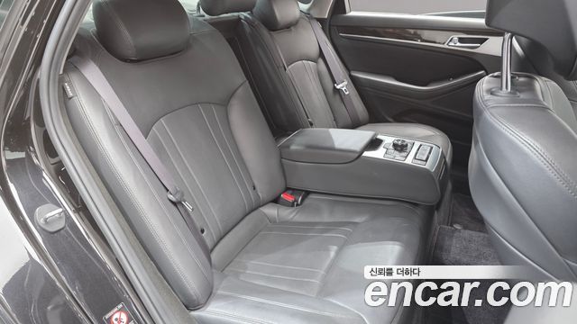 Genesis G80 2018 — photo 12