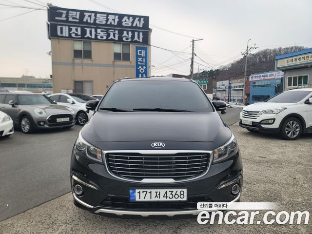Kia Canival 2016 — photo 2