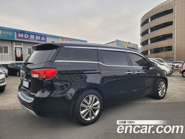 Kia Canival 2016 — photo 5