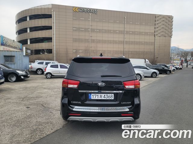 Kia Canival 2016 — photo 6