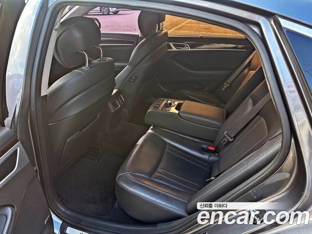 Hyundai Genesis 2015 — photo 10