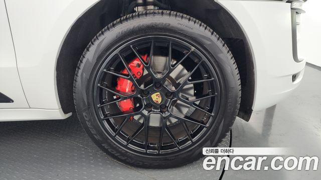 Porsche Macan 2018 — photo 5