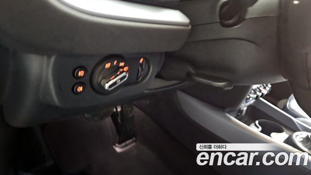 Mini Clubman 2023 — photo 14