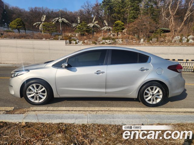 Kia K3 2017 — photo 4