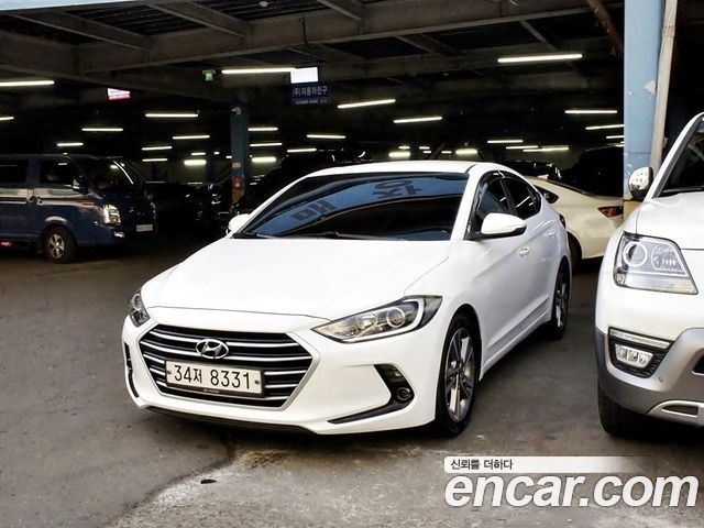 Hyundai AVANTE 2018 — photo 2