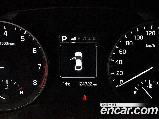 Hyundai AVANTE 2018 — photo 9