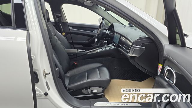Porsche Panamera 2011 — photo 11