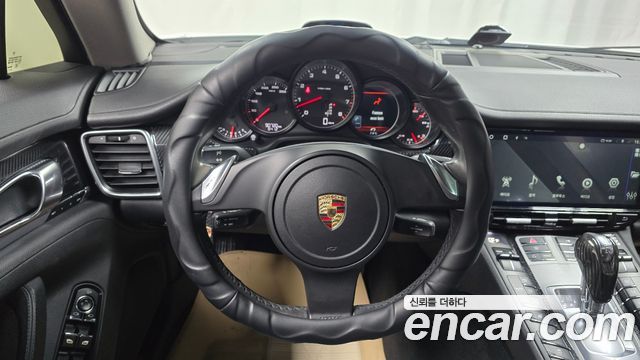 Porsche Panamera 2011 — photo 13