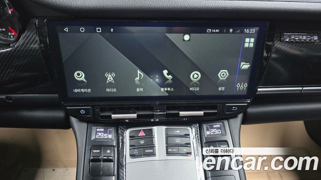 Porsche Panamera 2011 — photo 14