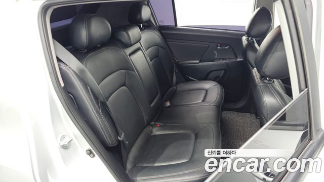 Kia Sportage 2013 — photo 12