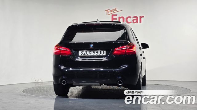 BMW 2-Series 2021 — photo 4