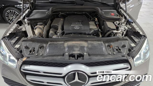 Mercedes-Benz GLE-Class 2022 — photo 6