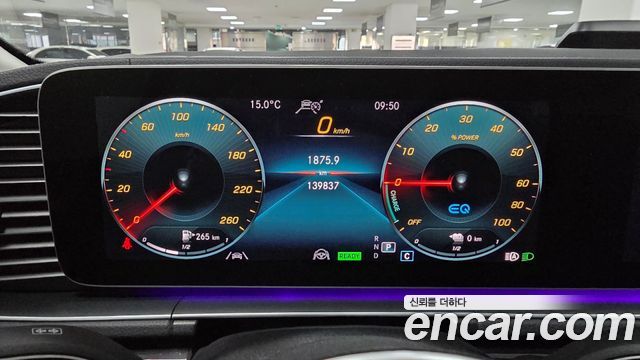 Mercedes-Benz GLE-Class 2022 — photo 8