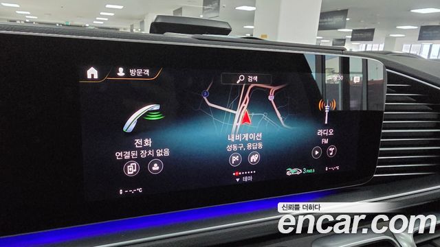 Mercedes-Benz GLE-Class 2022 — photo 16