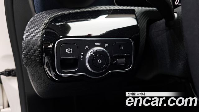 Mercedes-Benz A-Class 2020 — photo 19