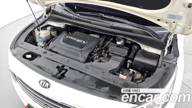 Kia Canival 2017 — photo 6