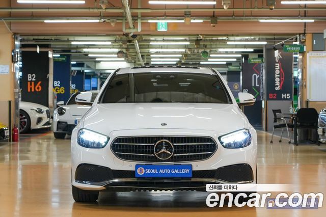 Mercedes-Benz E-Class 2021 — photo 2