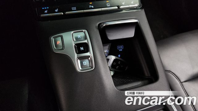 Hyundai Grandeur 2022 — photo 9