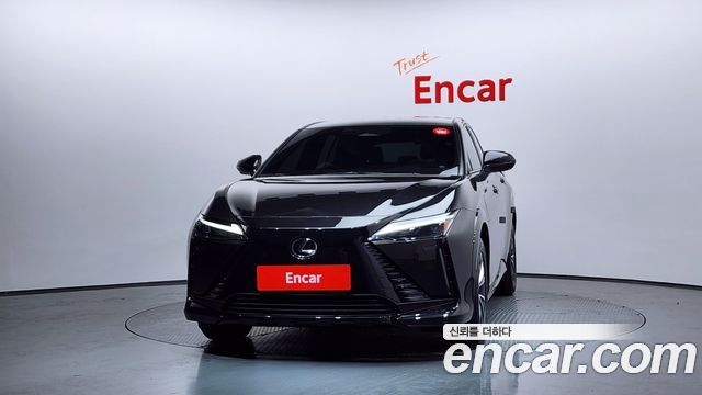 Lexus RZ 2023 — photo 3