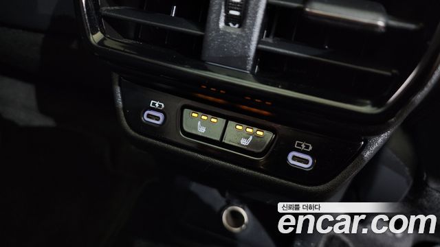 Lexus RZ 2023 — photo 19