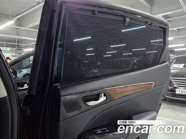 Kia K7 2017 — photo 12