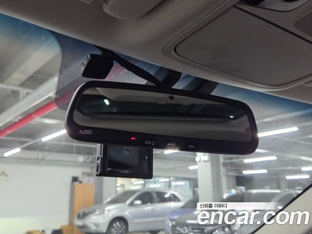 Kia K7 2017 — photo 14