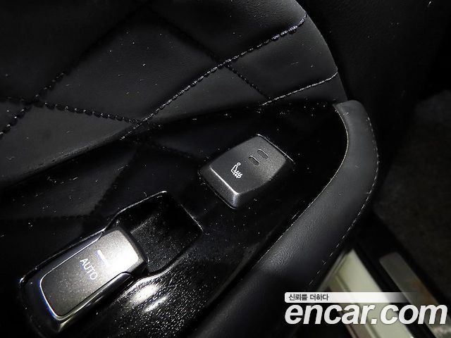 KG Mobility Rexton 2018 — photo 15