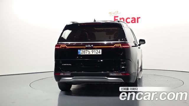 Kia Canival 2022 — photo 4