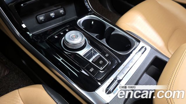 Kia Canival 2022 — photo 9