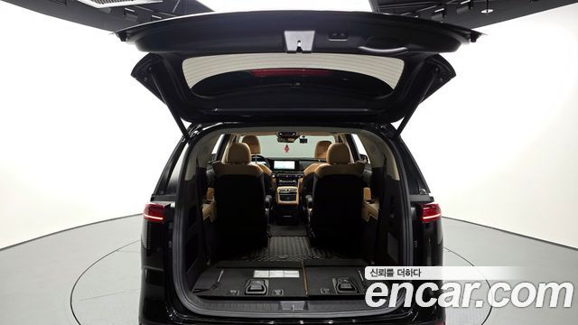 Kia Canival 2022 — photo 20