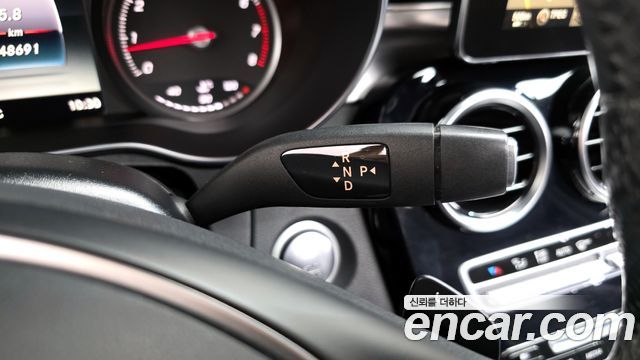 Mercedes-Benz C-Class 2015 — photo 9