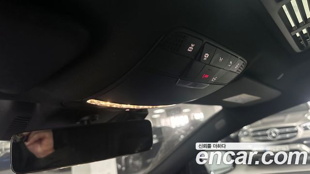 Mercedes-Benz AMG GT 2022 — photo 17