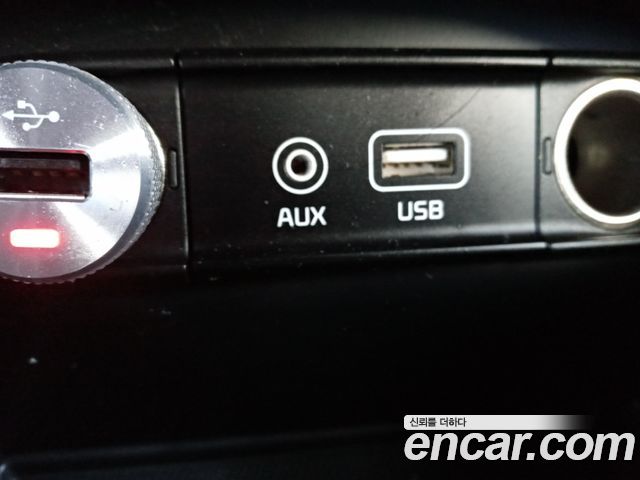 Kia Sorento 2016 — photo 12